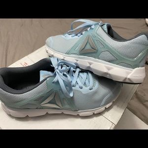 Women’s running shoes